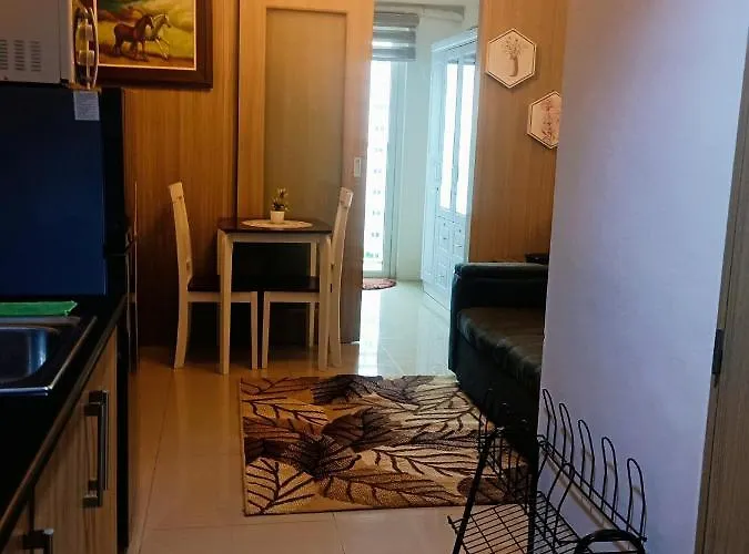 Shore Residence 1 Bedroom With Balcony Manila